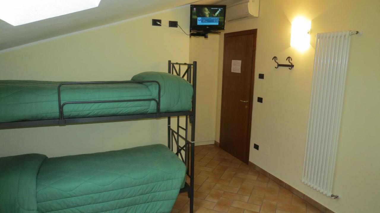 Agriturismo La Staffa Valeggio sul Mincio Luaran gambar