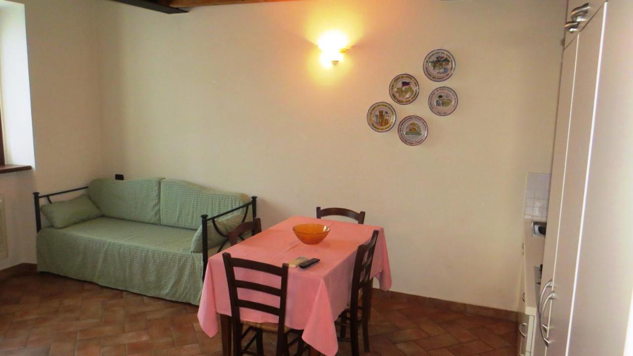 Agriturismo La Staffa Valeggio sul Mincio Luaran gambar