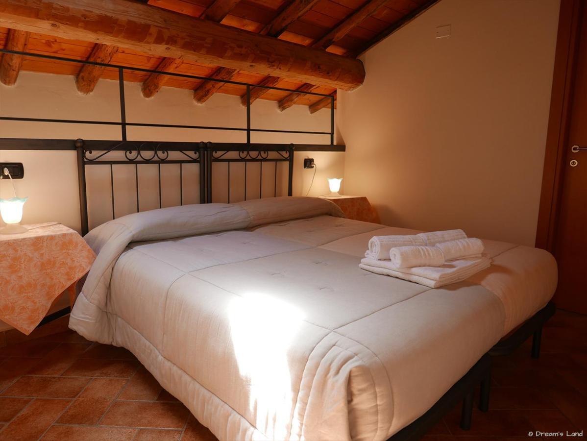 Agriturismo La Staffa Valeggio sul Mincio Luaran gambar